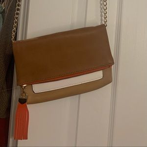 Crossbody purse